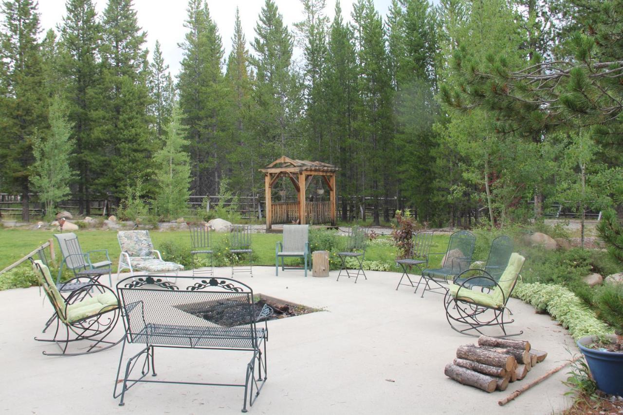 Sugar Loaf Lodge & Cabins Anaconda Extérieur photo