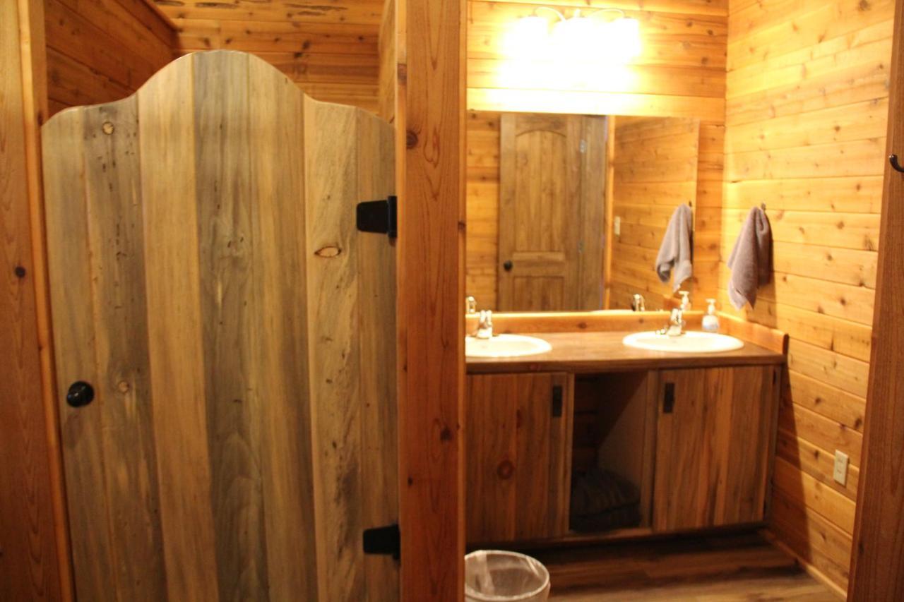 Sugar Loaf Lodge & Cabins Anaconda Extérieur photo